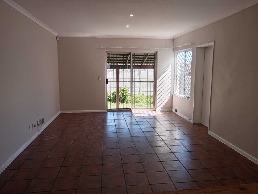 To Let 3 Bedroom Property for Rent in Protea Heights Western Cape